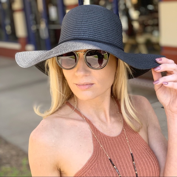 ✨RESTOCKED✨Black Tassel Floppy Hat - Picture 4 of 6